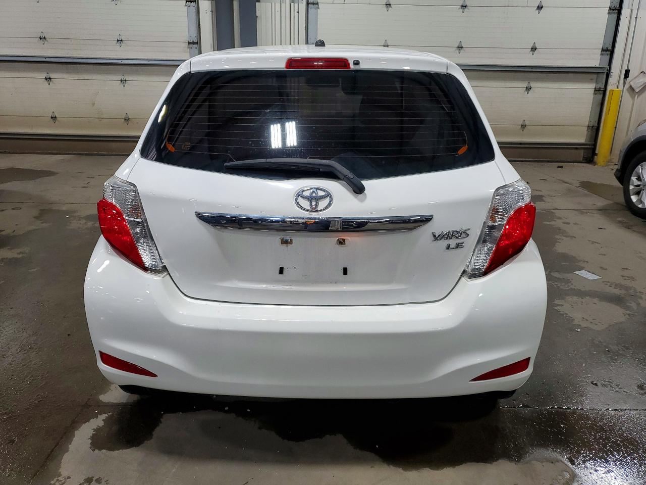 2014 TOYOTA YARIS