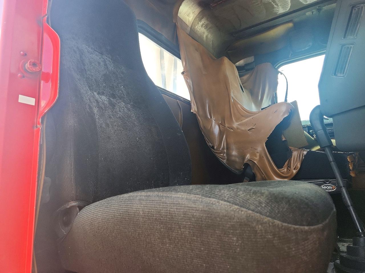 2001 FREIGHTLINER ALL OTHER