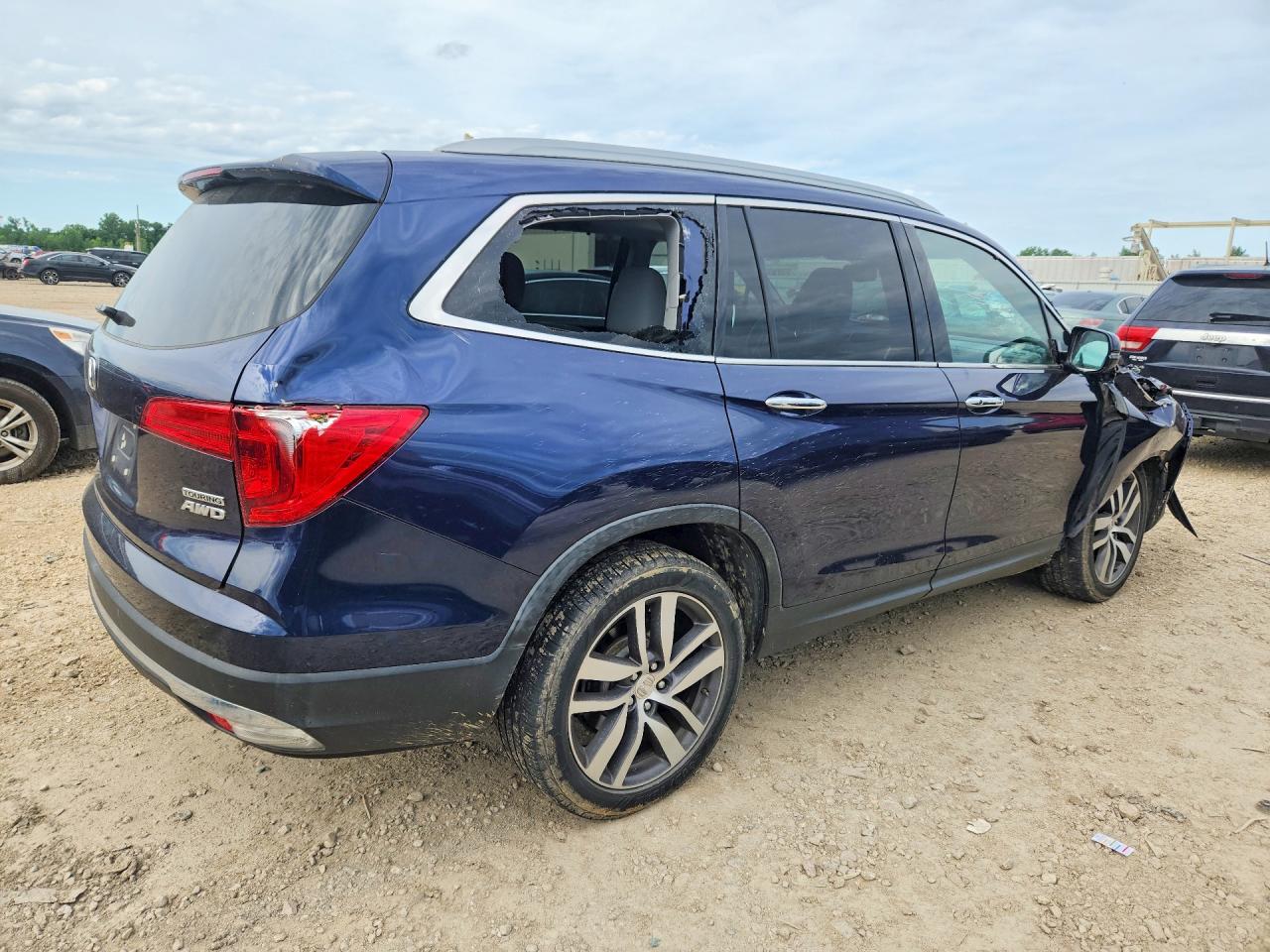2016 HONDA PILOT