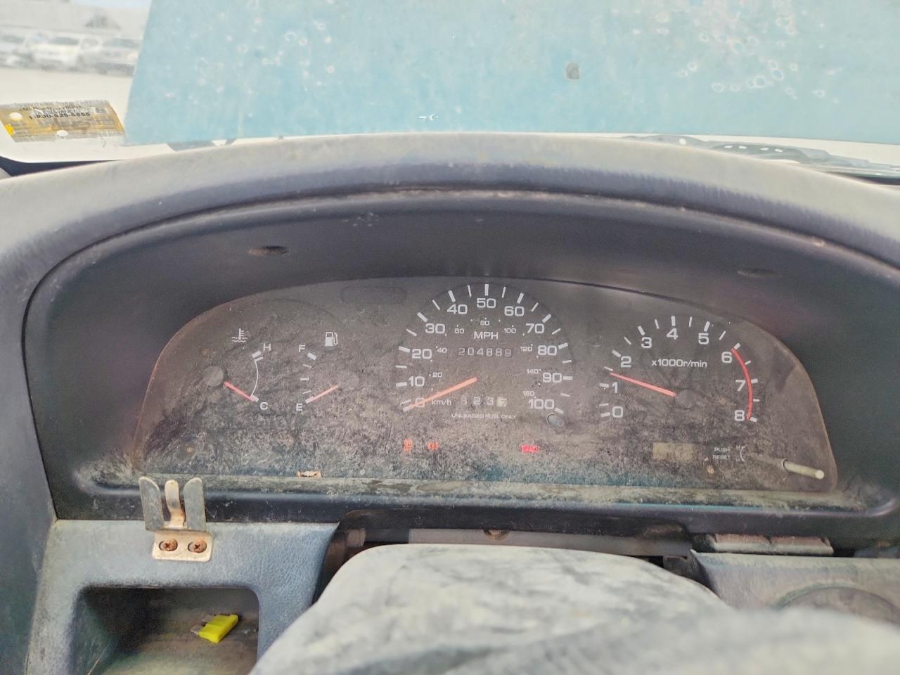 1995 NISSAN NAVARA
