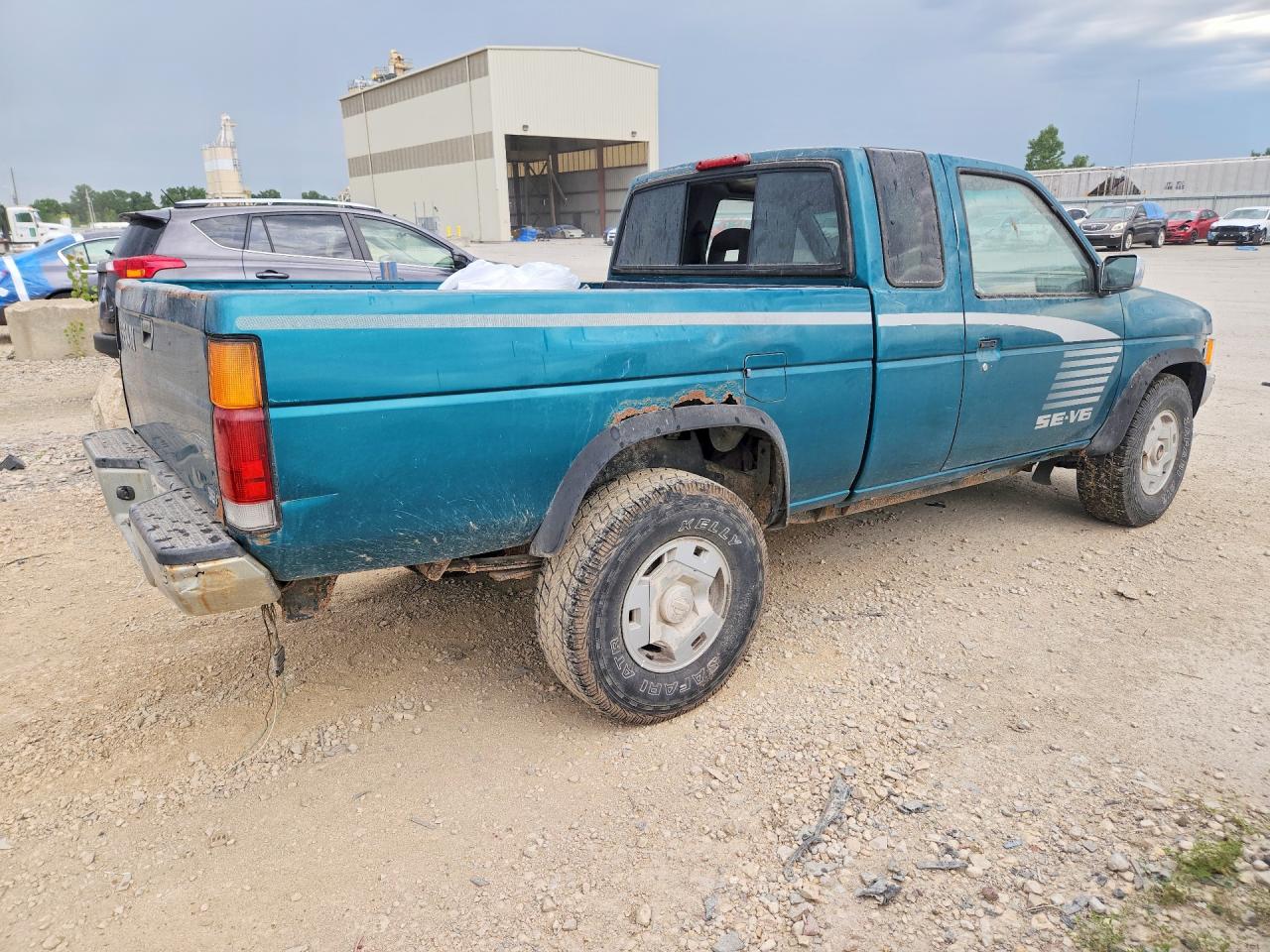 1995 NISSAN NAVARA