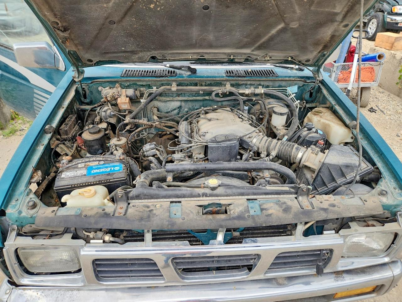 1995 NISSAN NAVARA