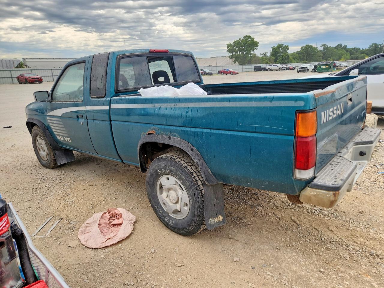 1995 NISSAN NAVARA