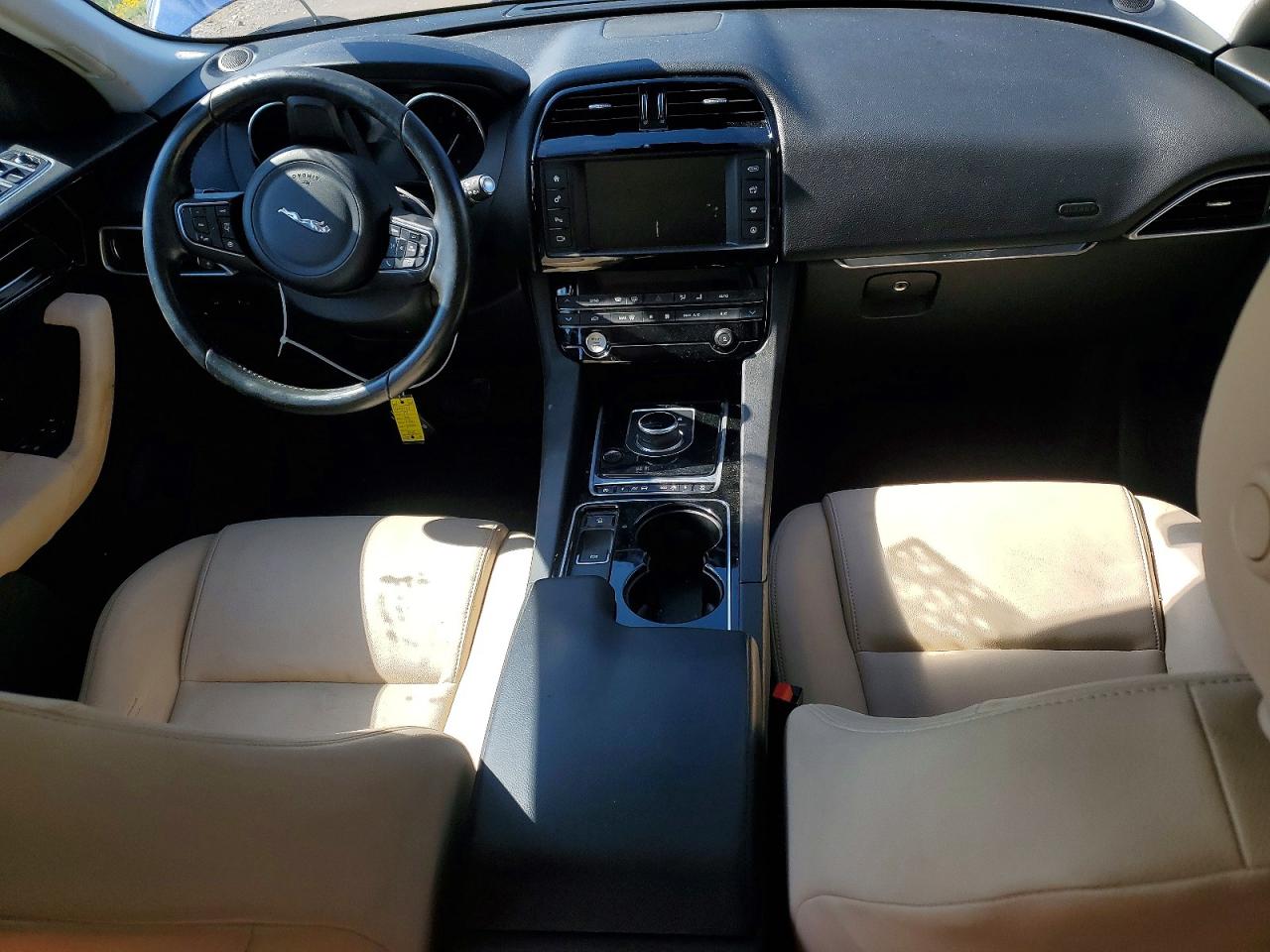 2017 JAGUAR F-PACE