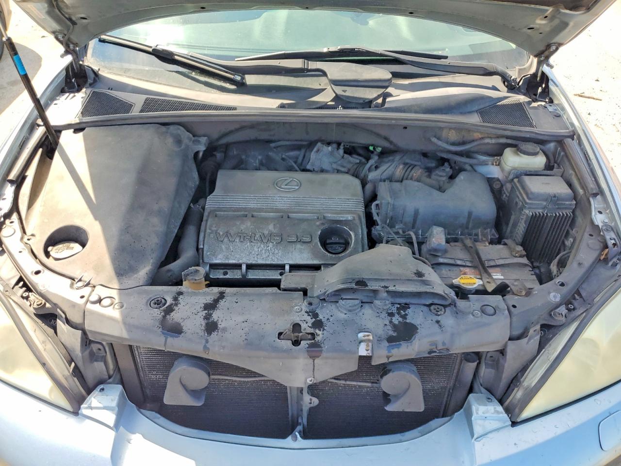 2004 LEXUS RX330
