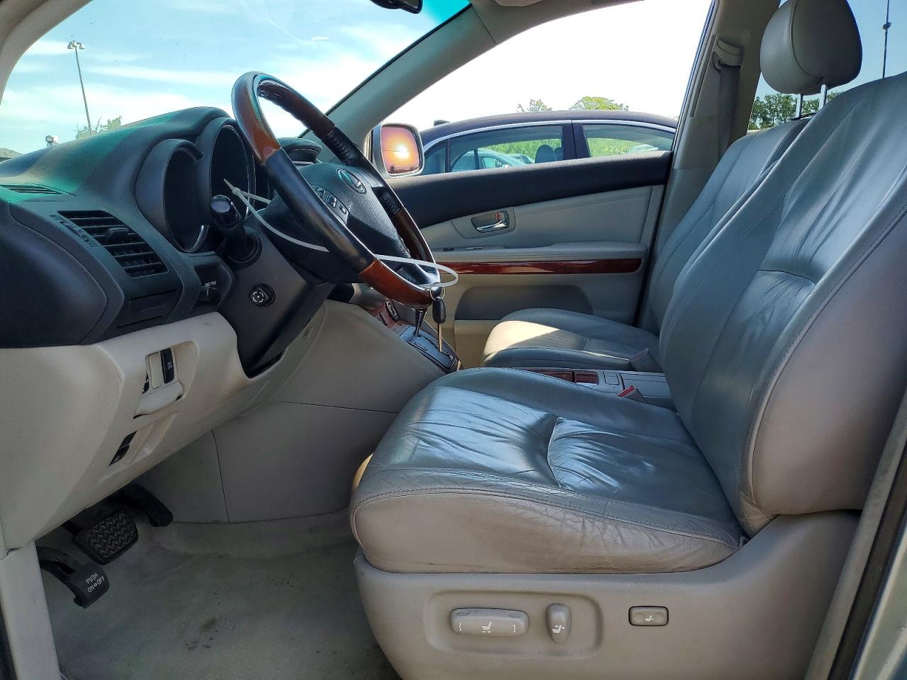 2004 LEXUS RX330