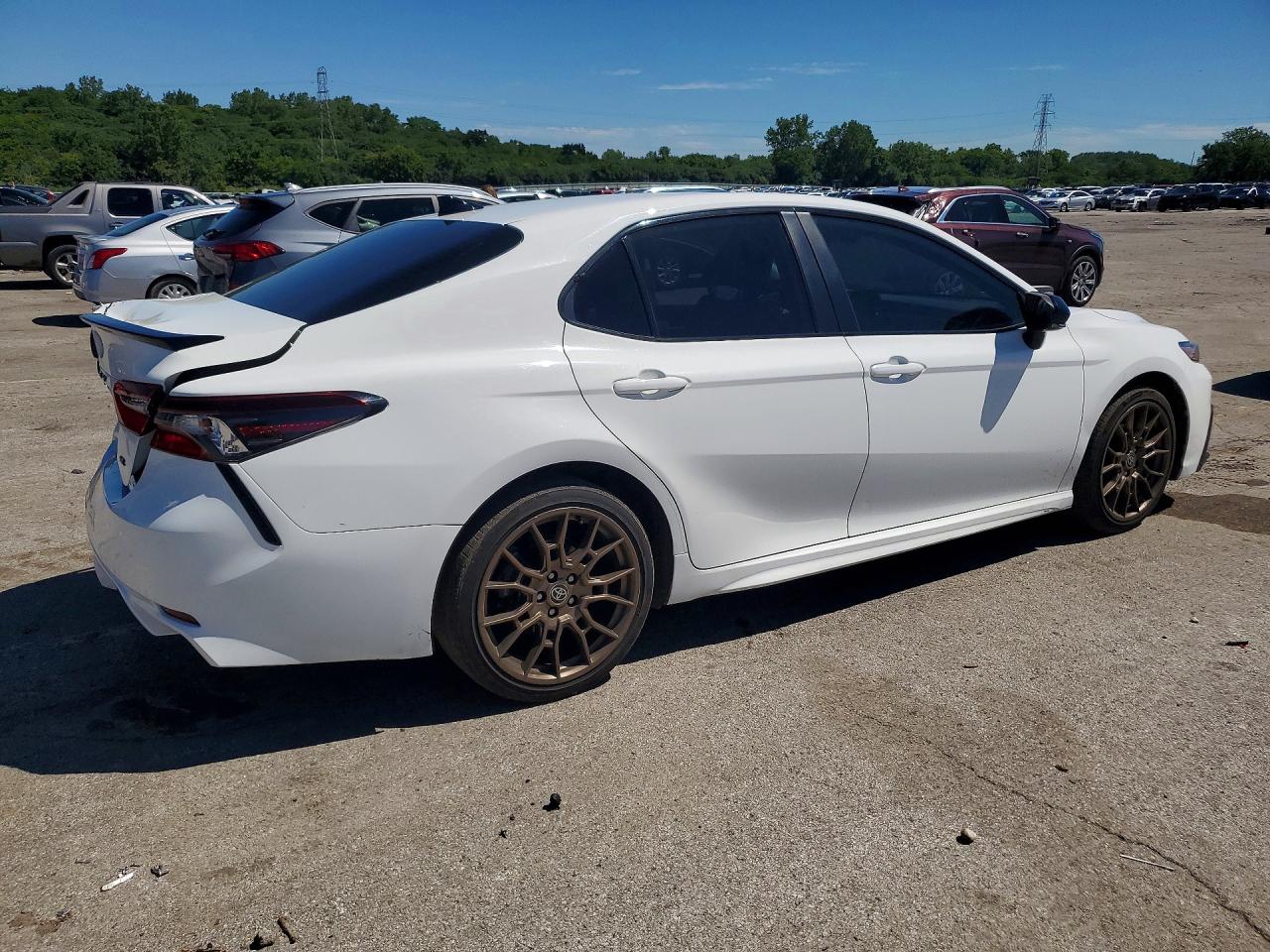 2023 TOYOTA CAMRY