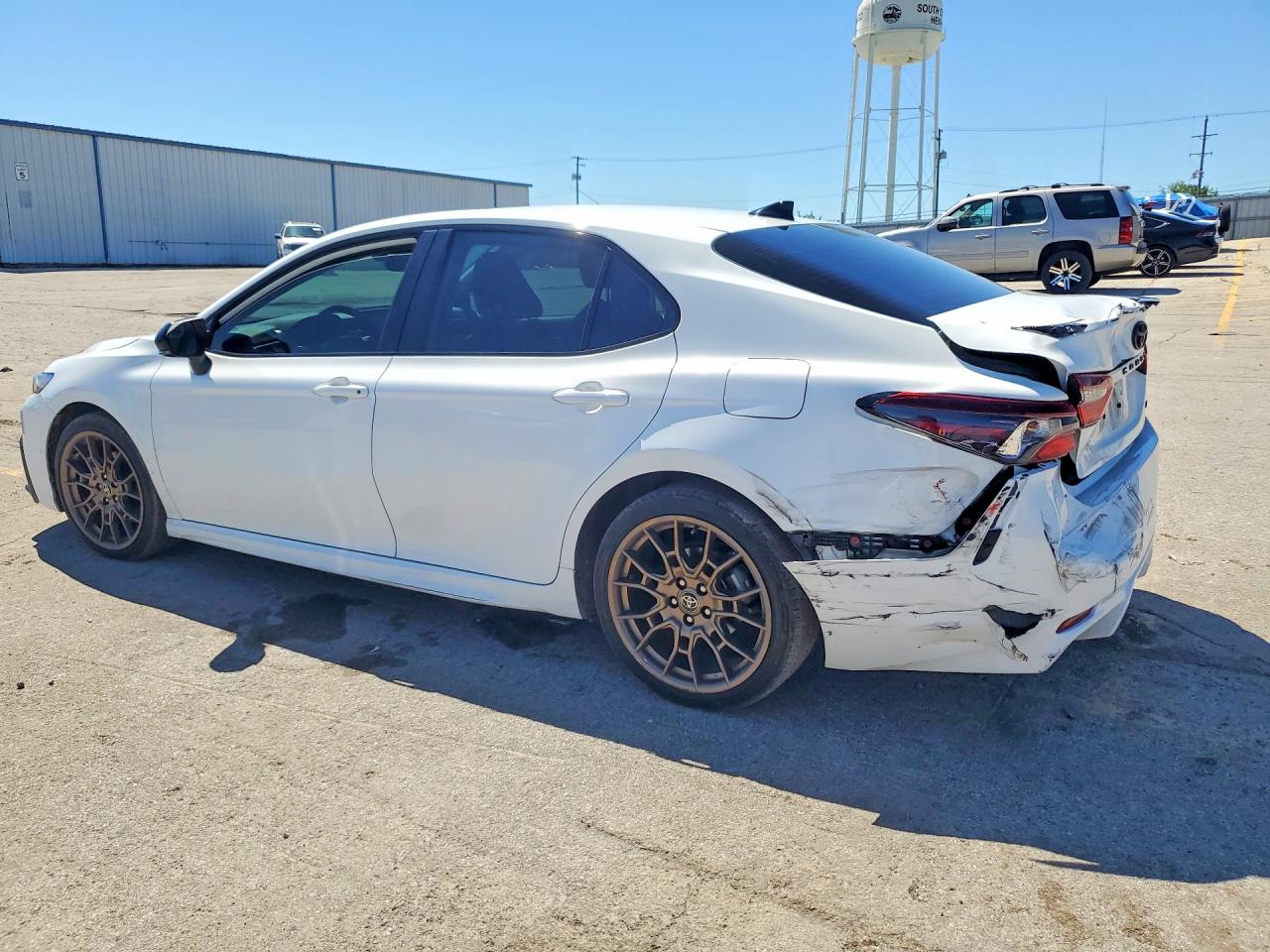 2023 TOYOTA CAMRY