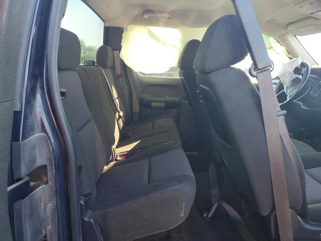 2011 CHEVROLET SILVERADO