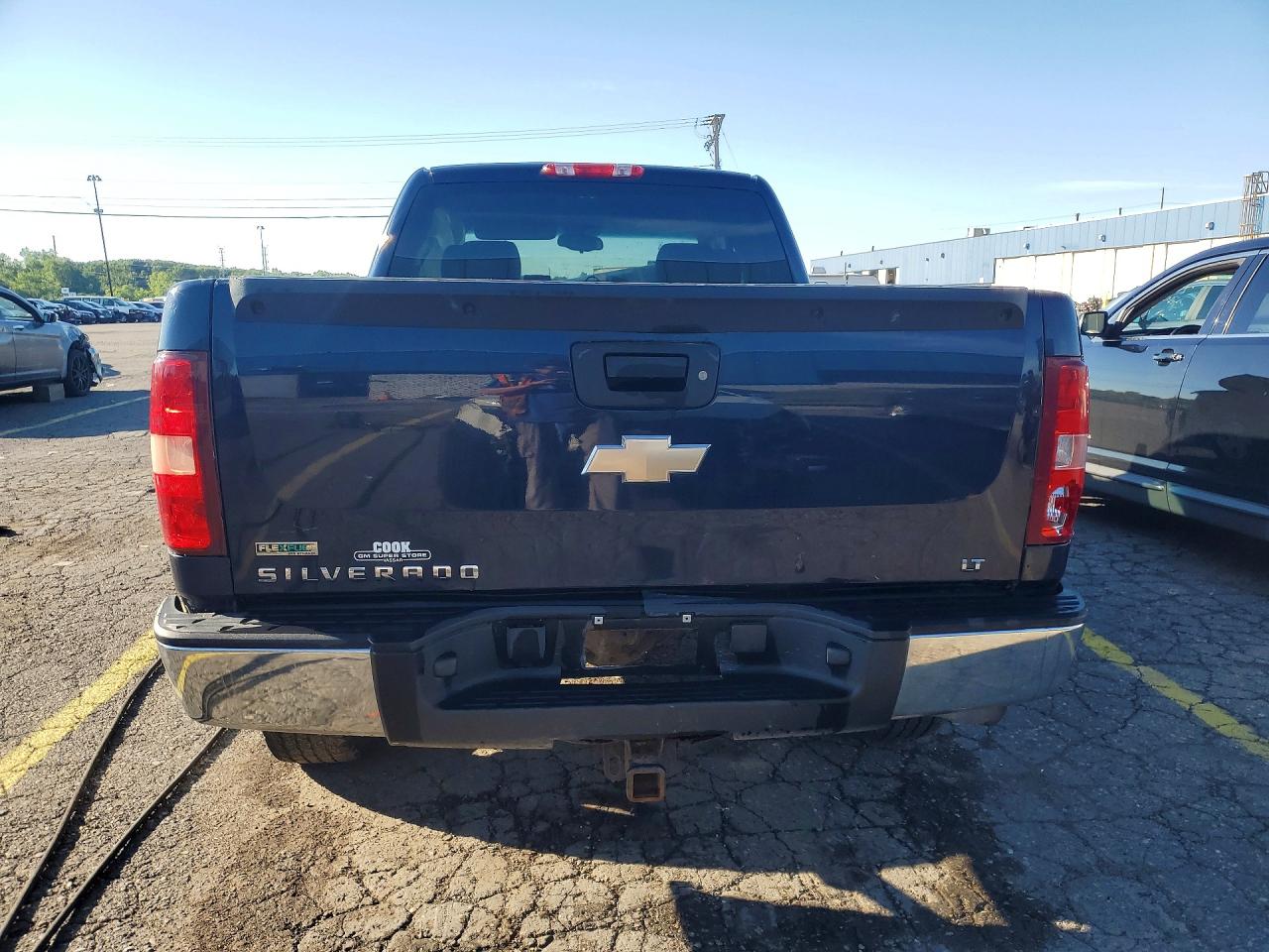 2011 CHEVROLET SILVERADO