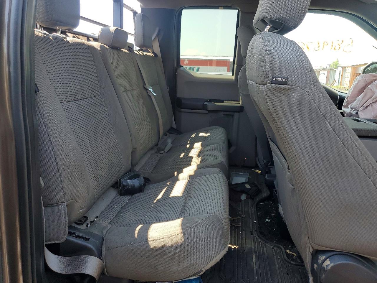 2016 FORD F150