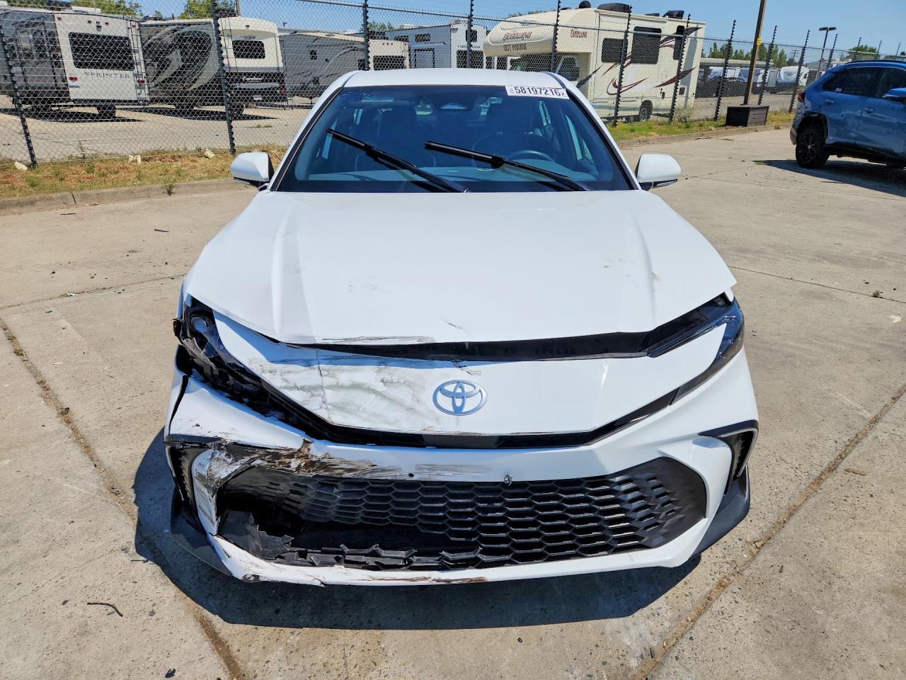 2025 TOYOTA CAMRY