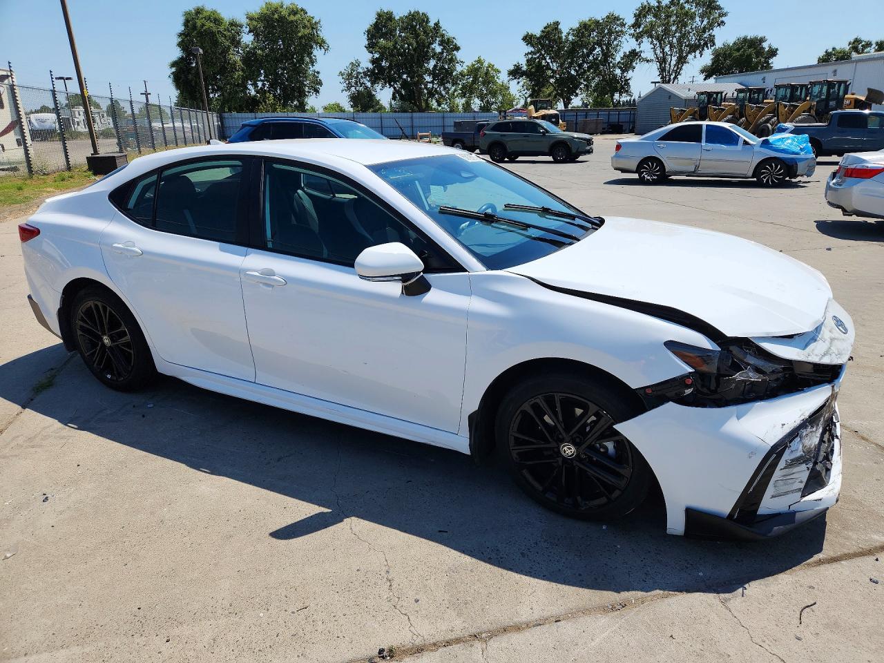 2025 TOYOTA CAMRY