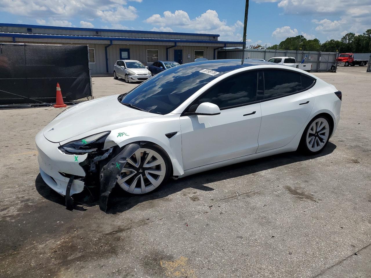 2021 TESLA MODEL 3