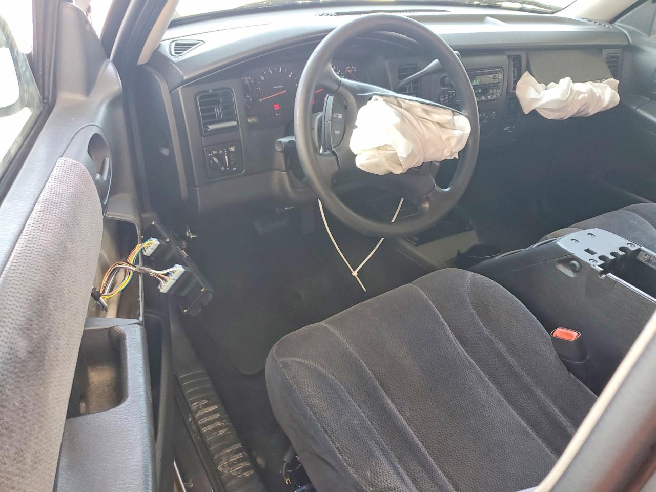 2003 DODGE DAKOTA