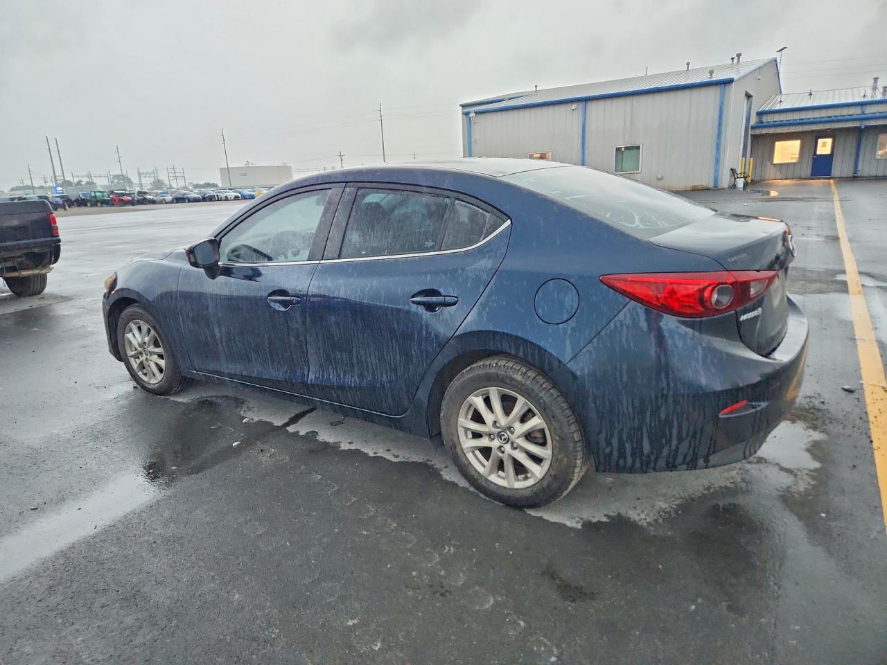 2016 MAZDA 3