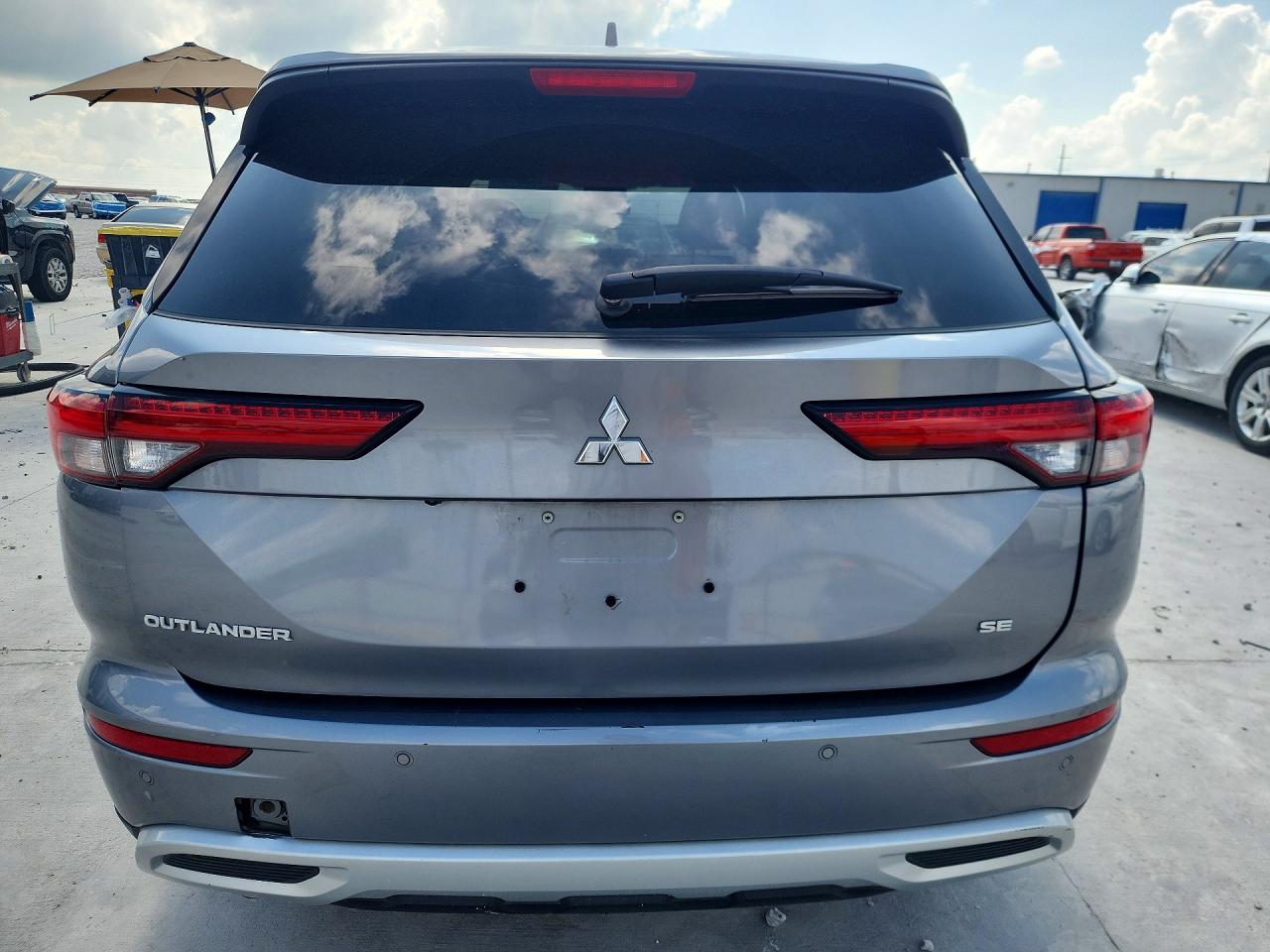 2023 MITSUBISHI OUTLANDER