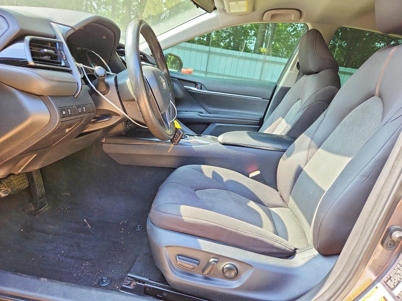 2019 TOYOTA CAMRY