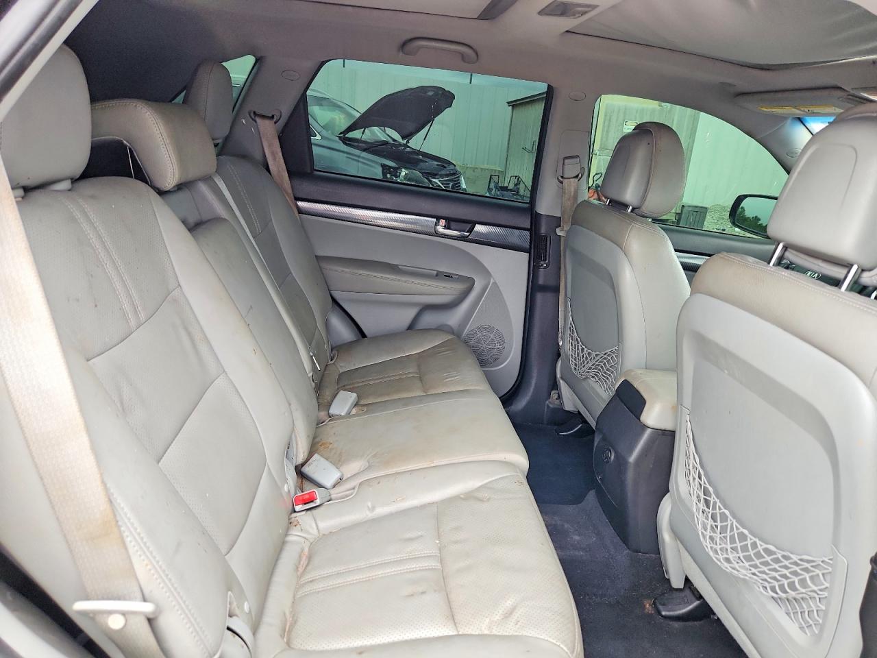 2011 KIA SORENTO