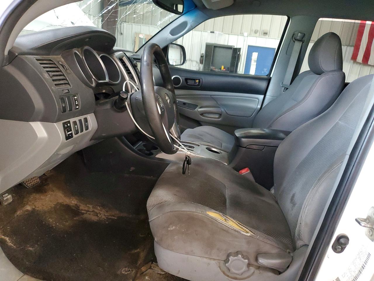 2012 TOYOTA TACOMA