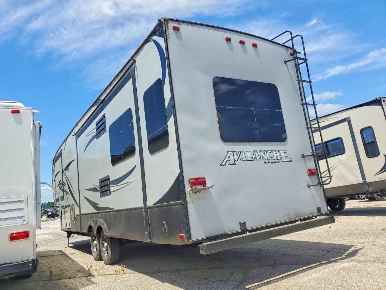 2015 KEYS TONE AVALA