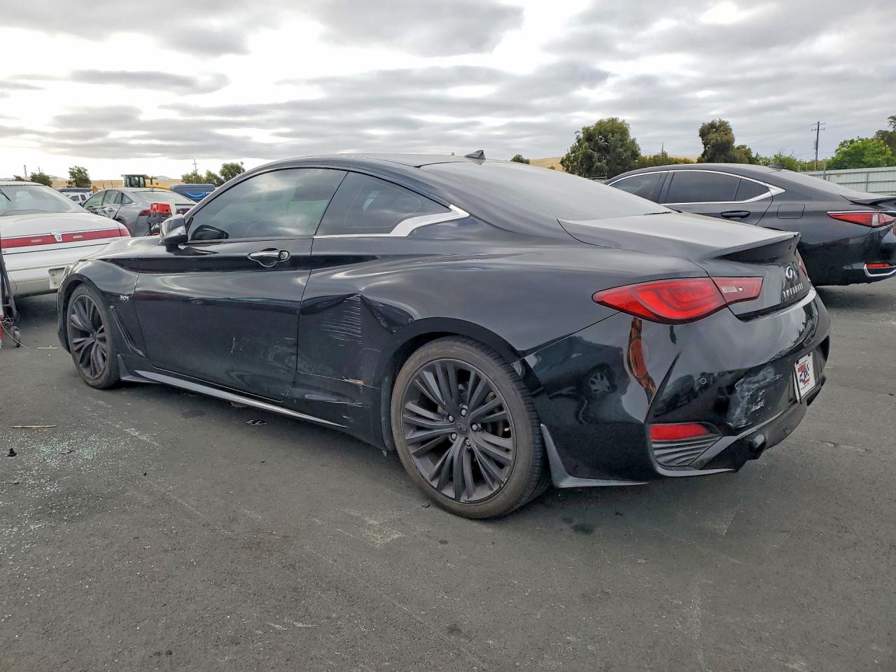 2017 INFINITI Q60