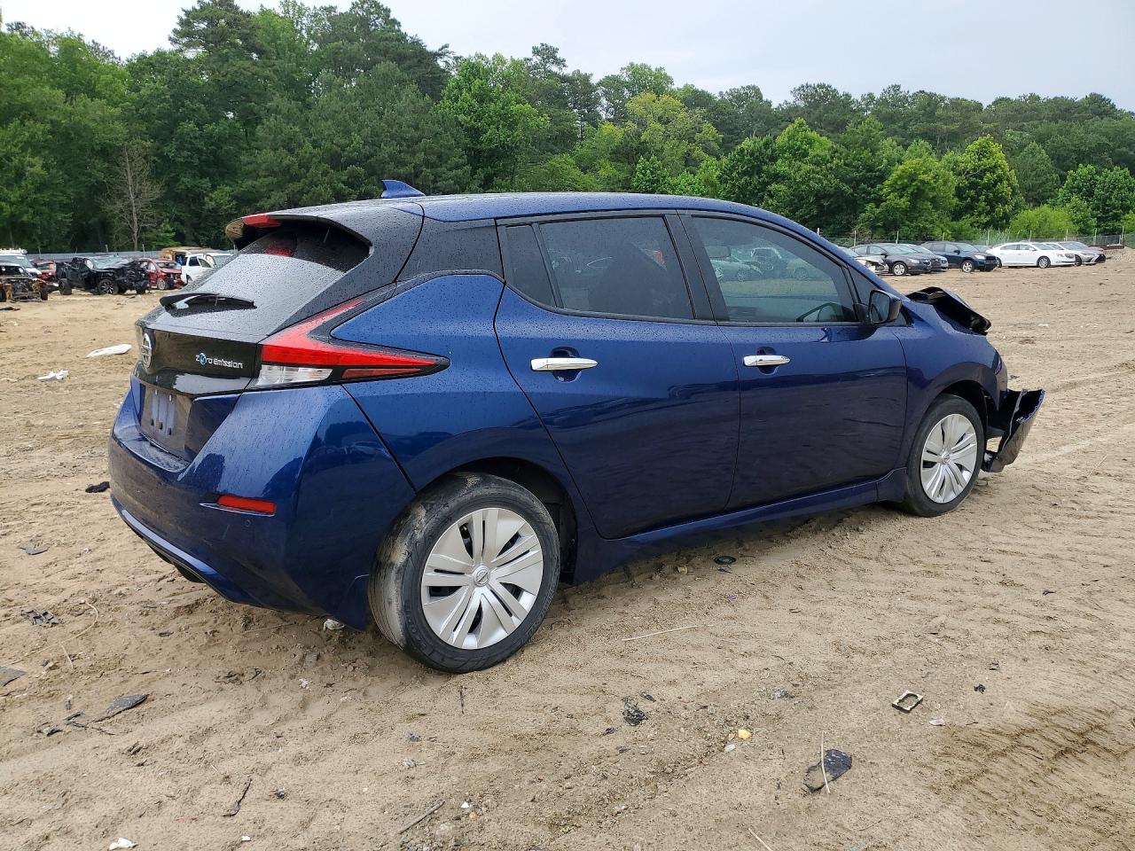 2022 NISSAN LEAF