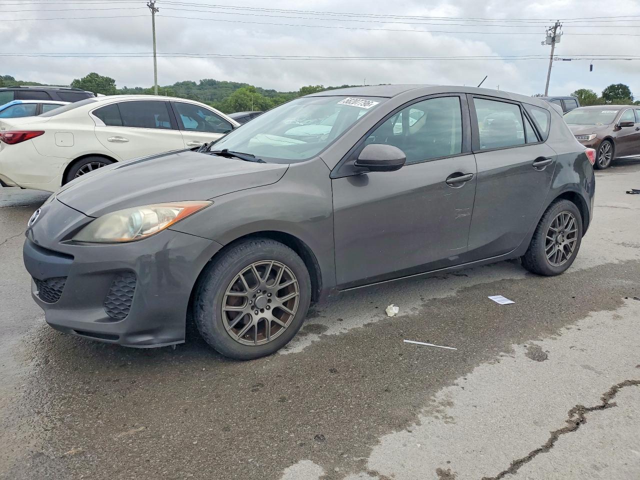 2013 MAZDA 3