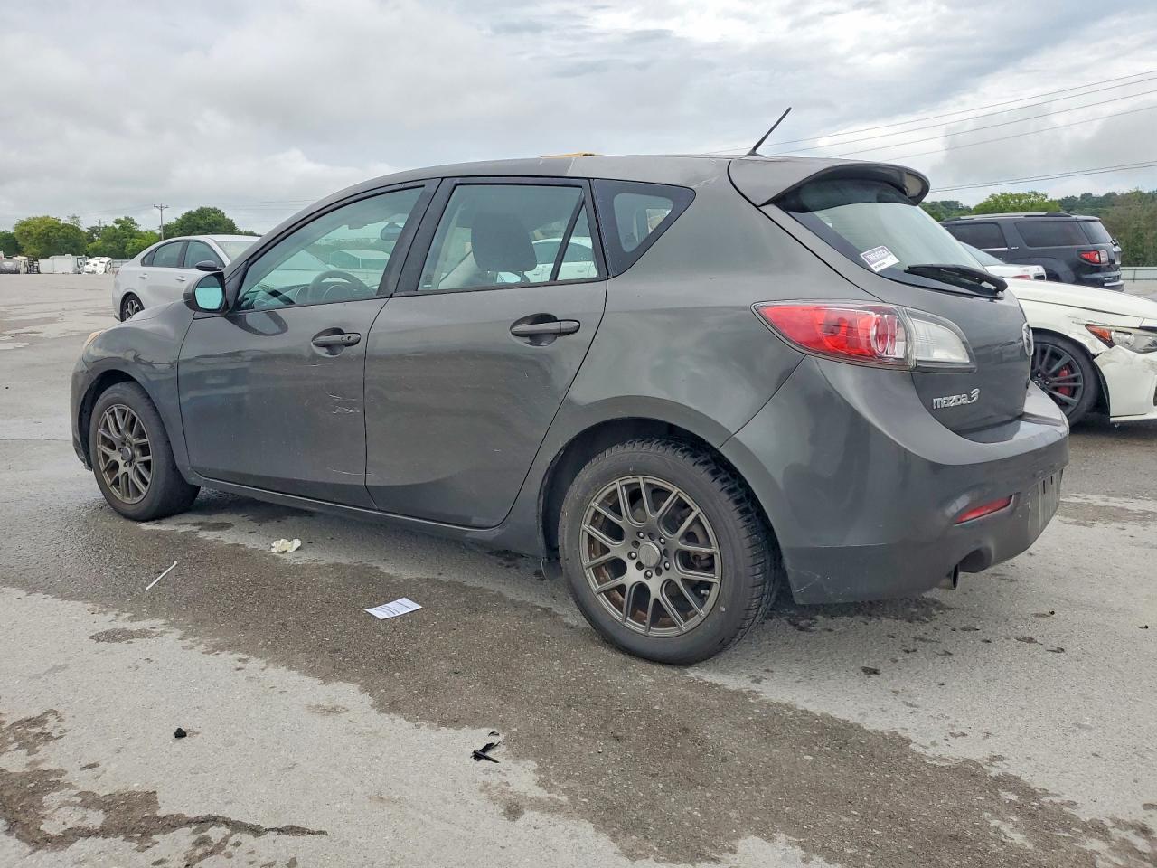 2013 MAZDA 3