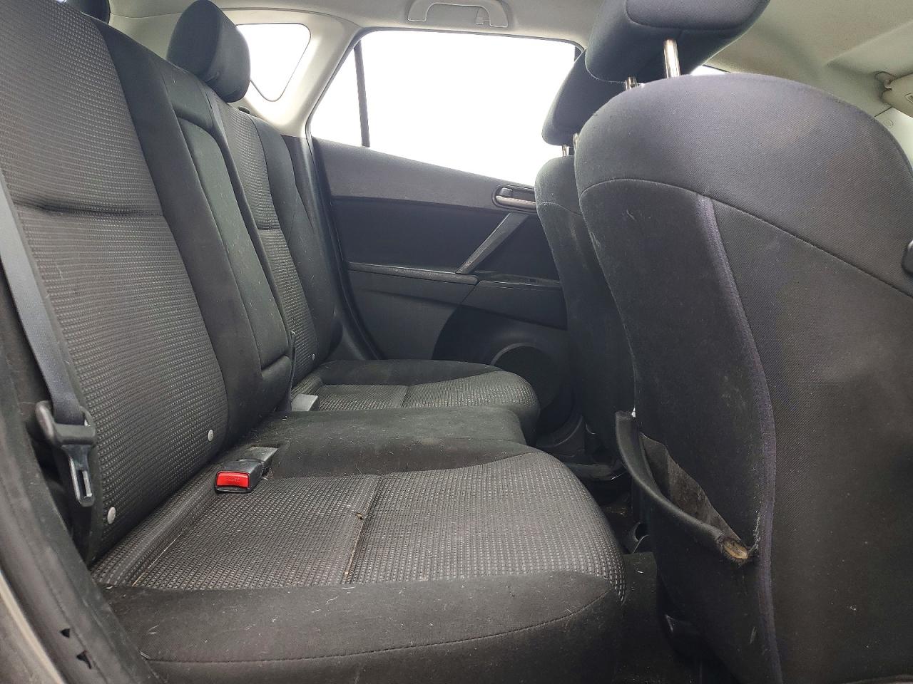 2013 MAZDA 3