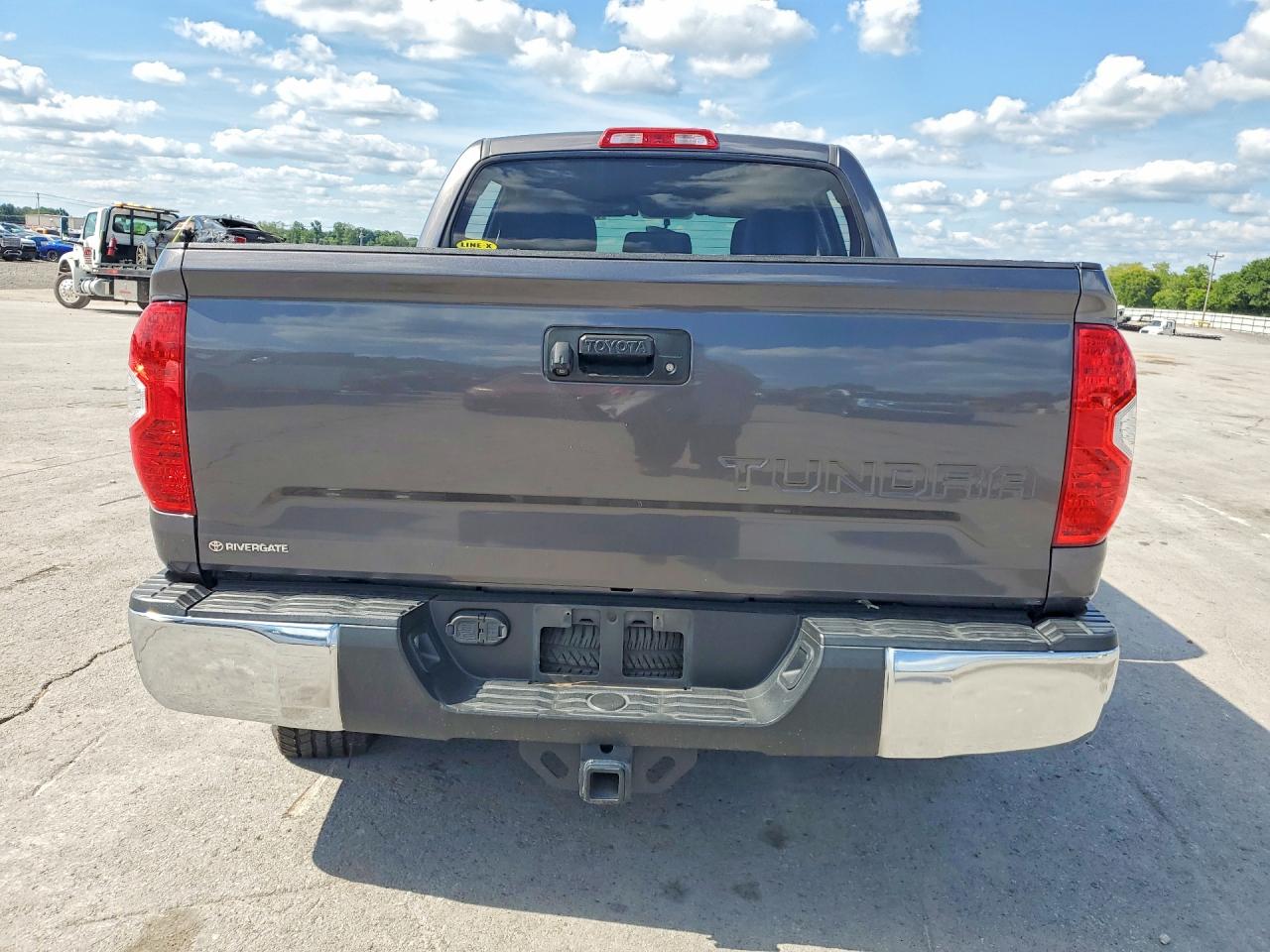 2015 TOYOTA TUNDRA
