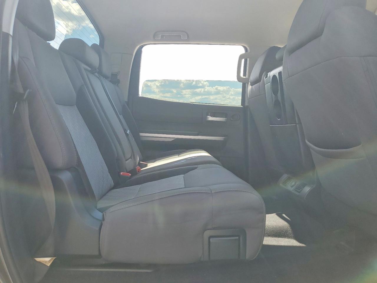 2015 TOYOTA TUNDRA