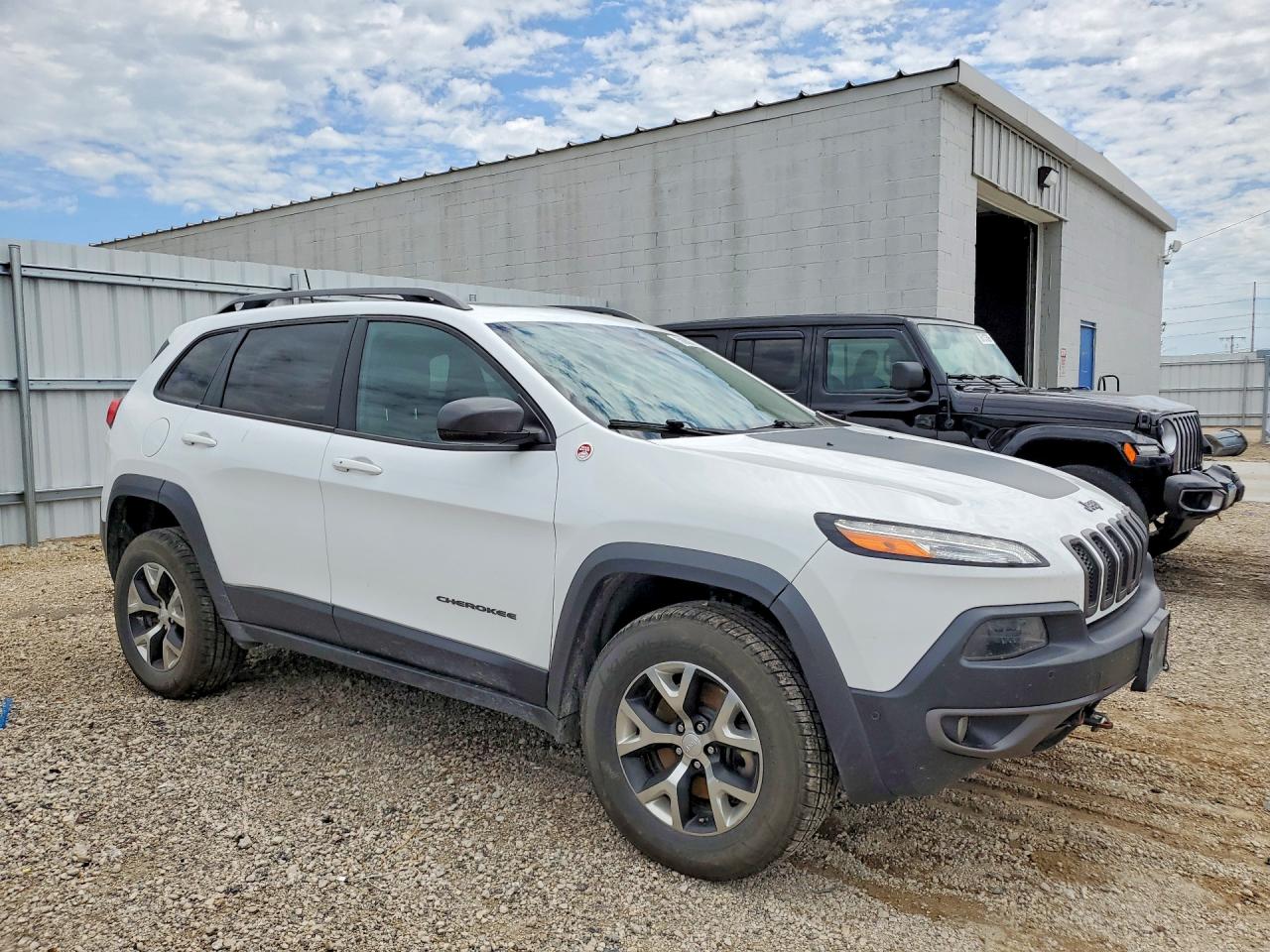 2017 JEEP CHEROKEE