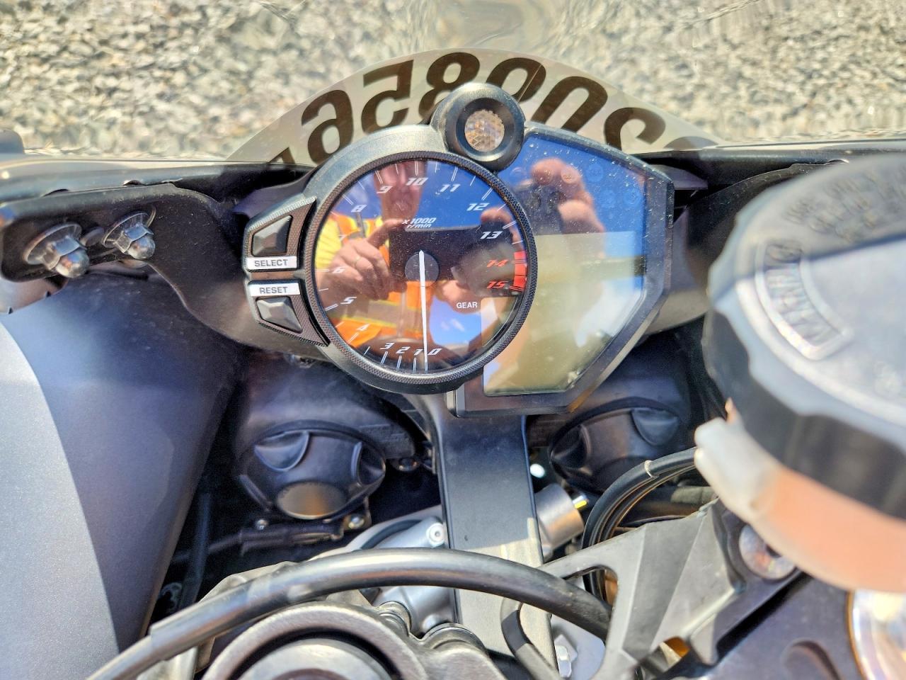 2014 YAMAHA YZF1000