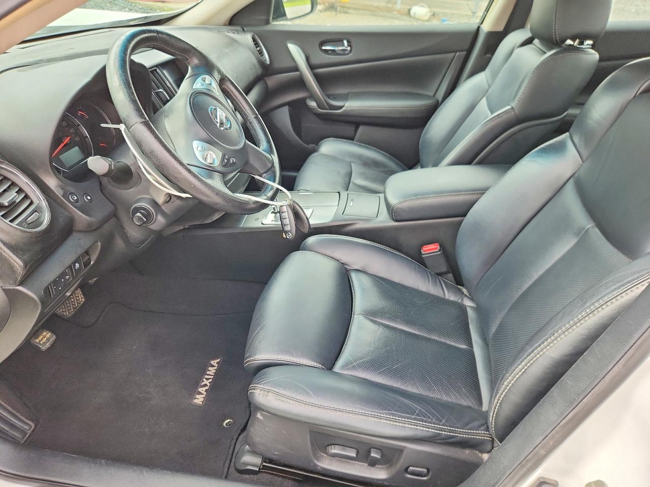 2012 NISSAN MAXIMA
