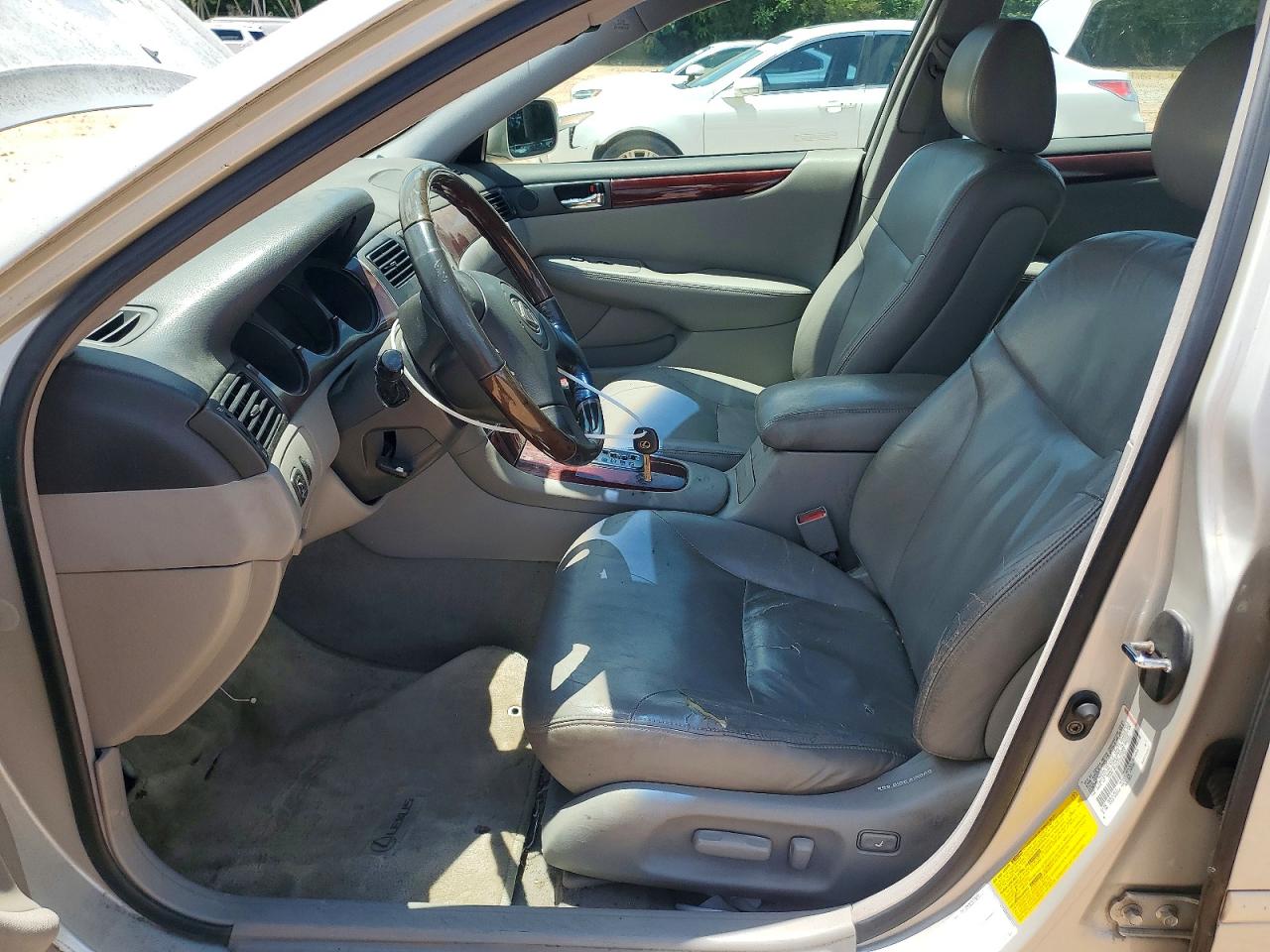 2002 LEXUS ES300