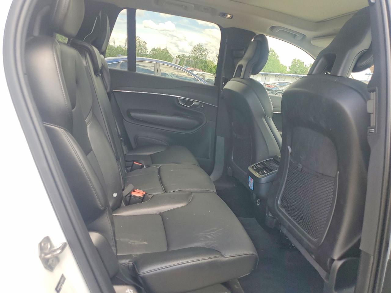 2020 VOLVO XC90
