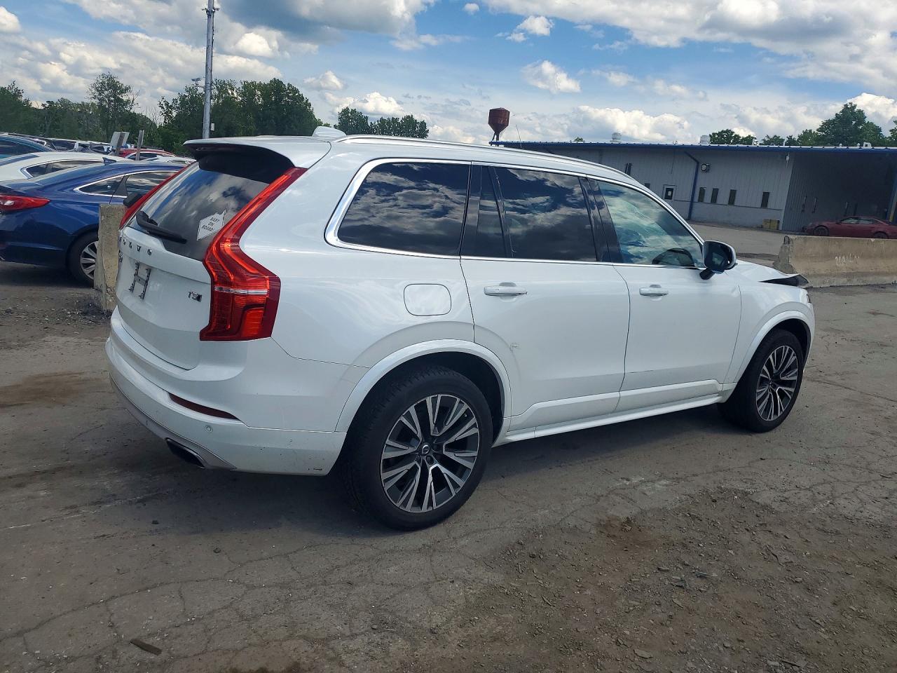 2020 VOLVO XC90