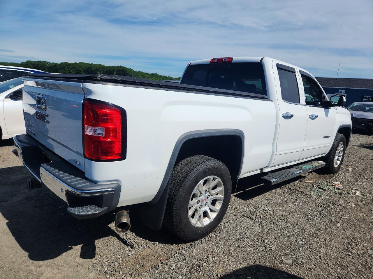 2017 GMC SIERRA