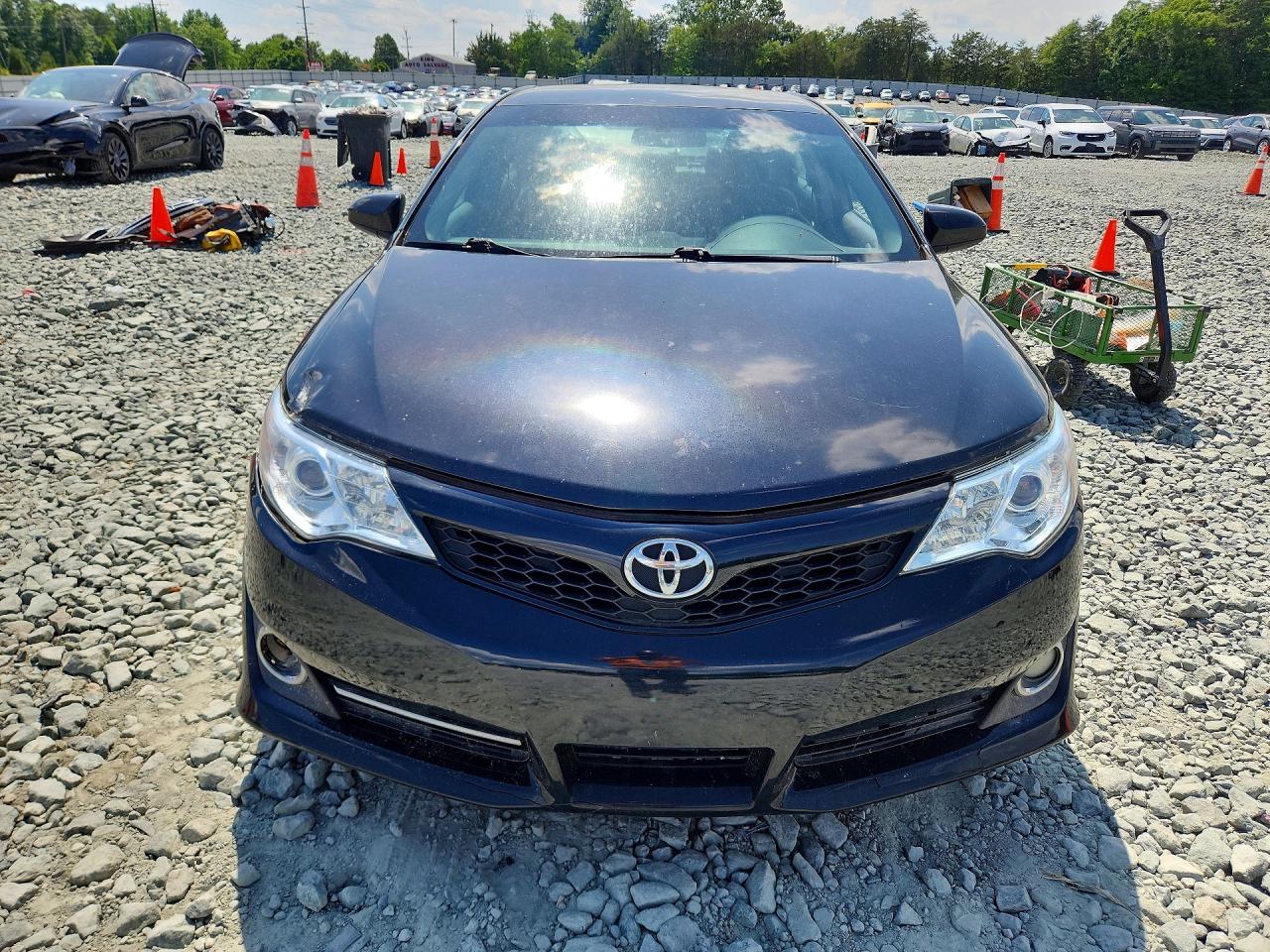 2012 TOYOTA CAMRY