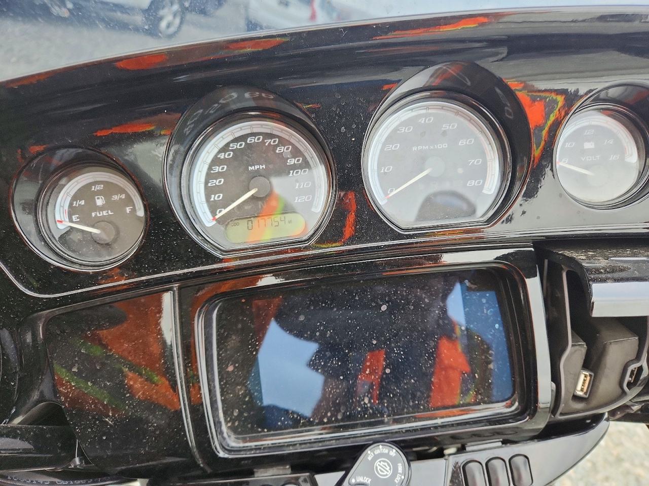 2020 HARLEY-DAVIDSON FL
