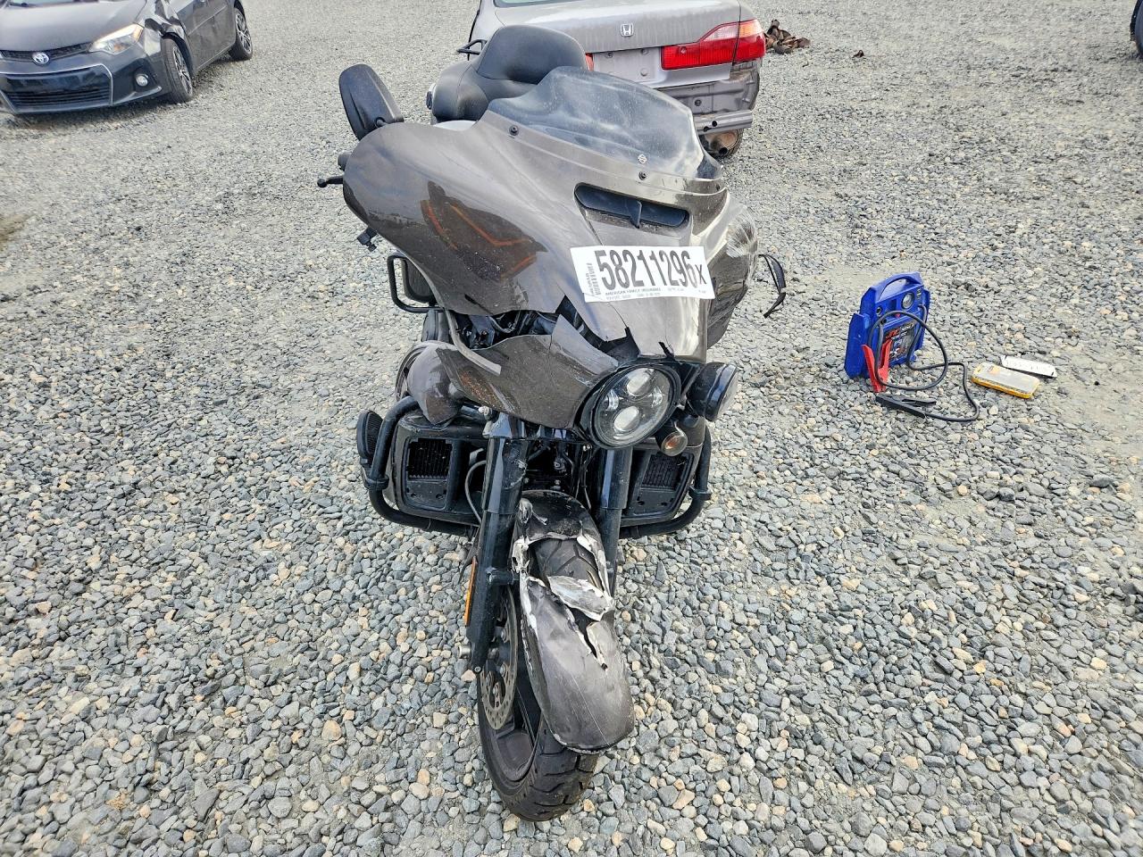 2020 HARLEY-DAVIDSON FL