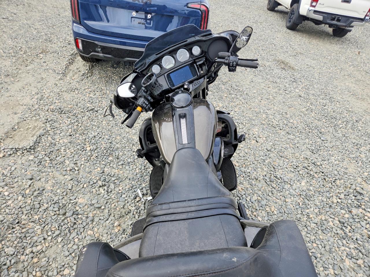 2020 HARLEY-DAVIDSON FL