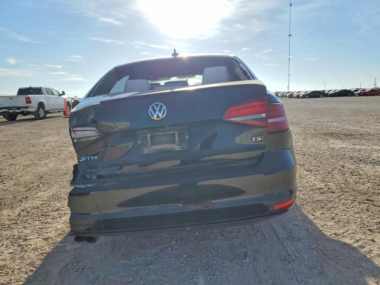 2016 VOLKSWAGEN JETTA