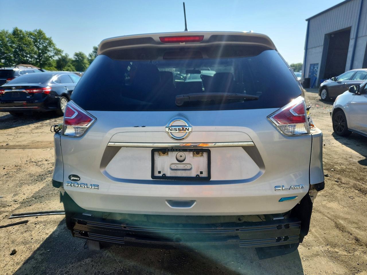 2014 NISSAN ROGUE