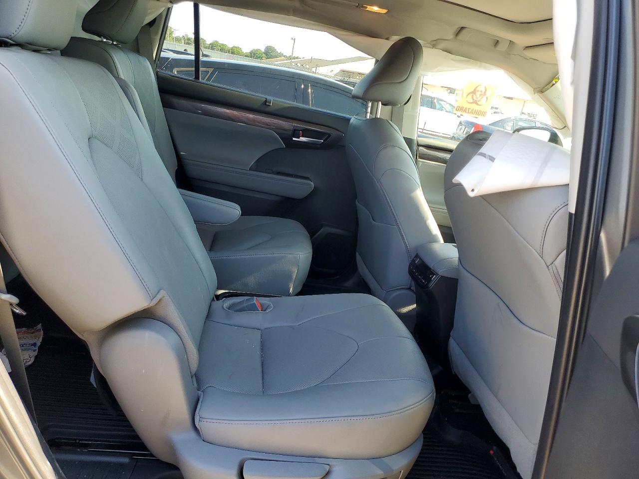 2025 TOYOTA HIGHLANDER