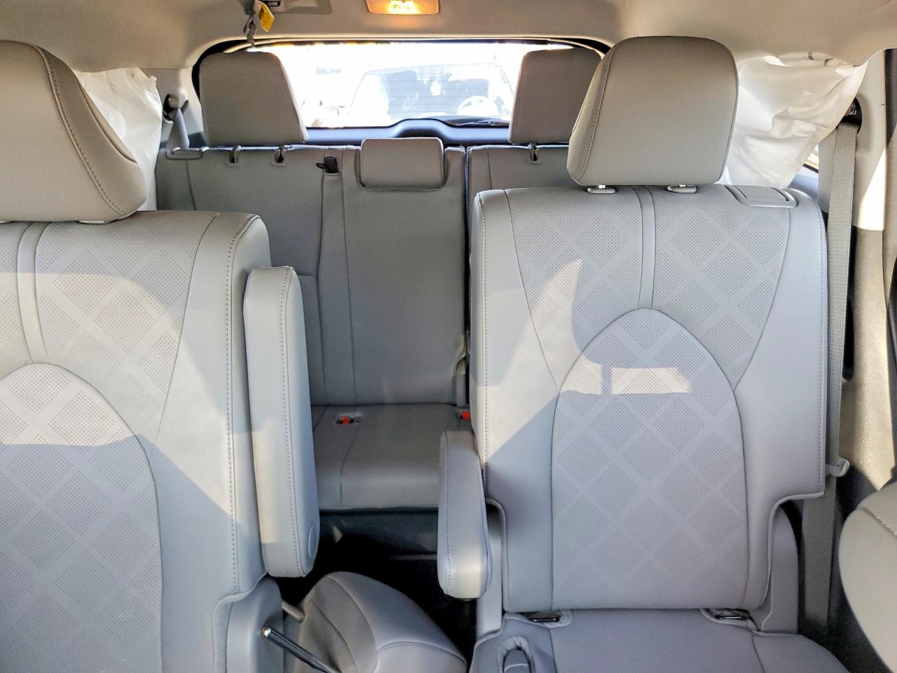 2025 TOYOTA HIGHLANDER
