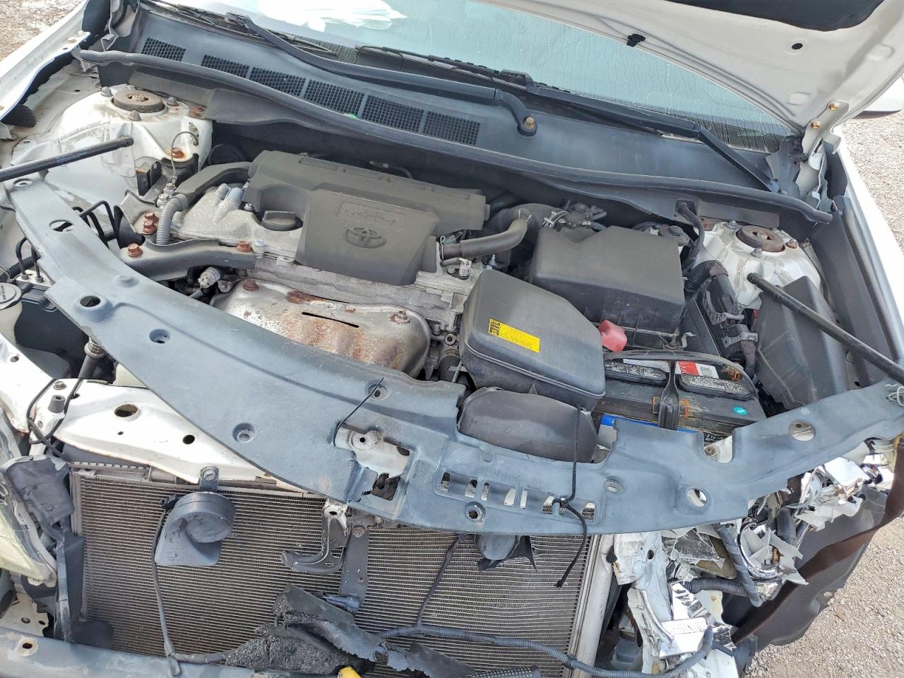 2014 TOYOTA CAMRY