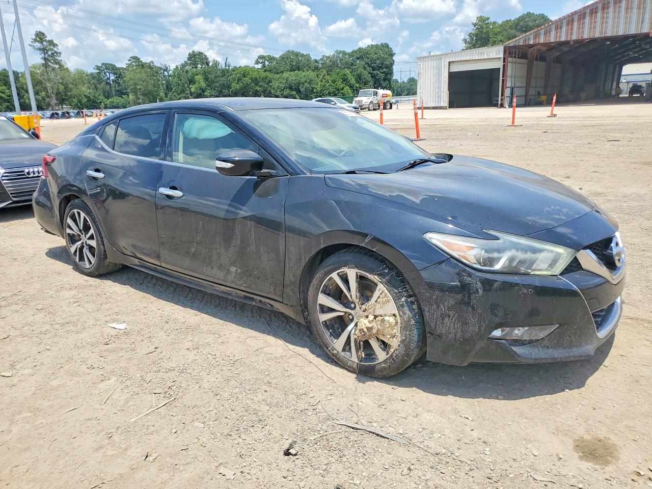 2018 NISSAN MAXIMA