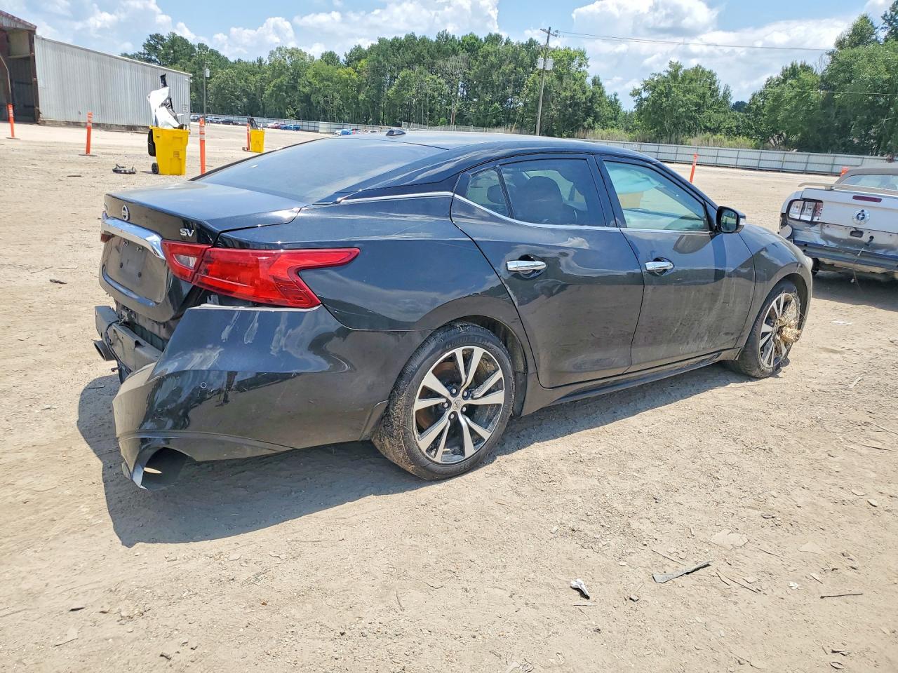 2018 NISSAN MAXIMA